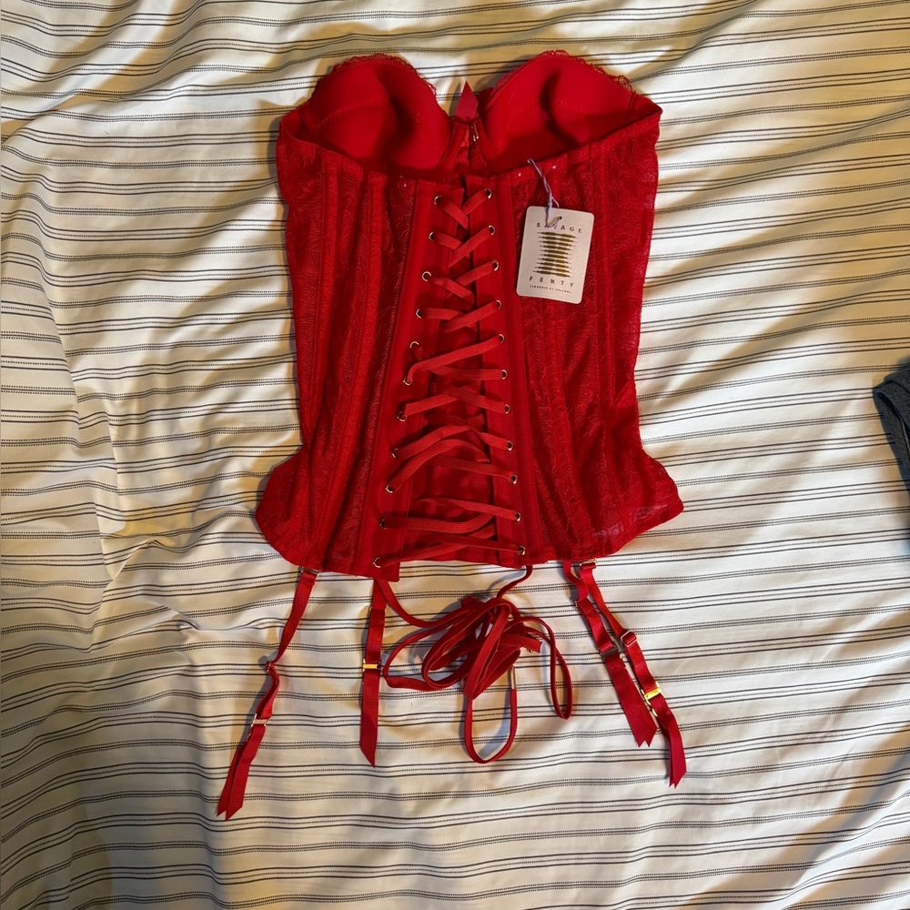NWT Savage X Fenty Red Lace Corset - Picture 3 of 4